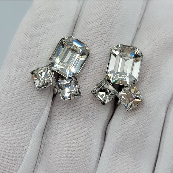 Vintage Coro Earrings Silver Tone Clear Crystal Screwback Earrings #1099 - Picture 7 of 14